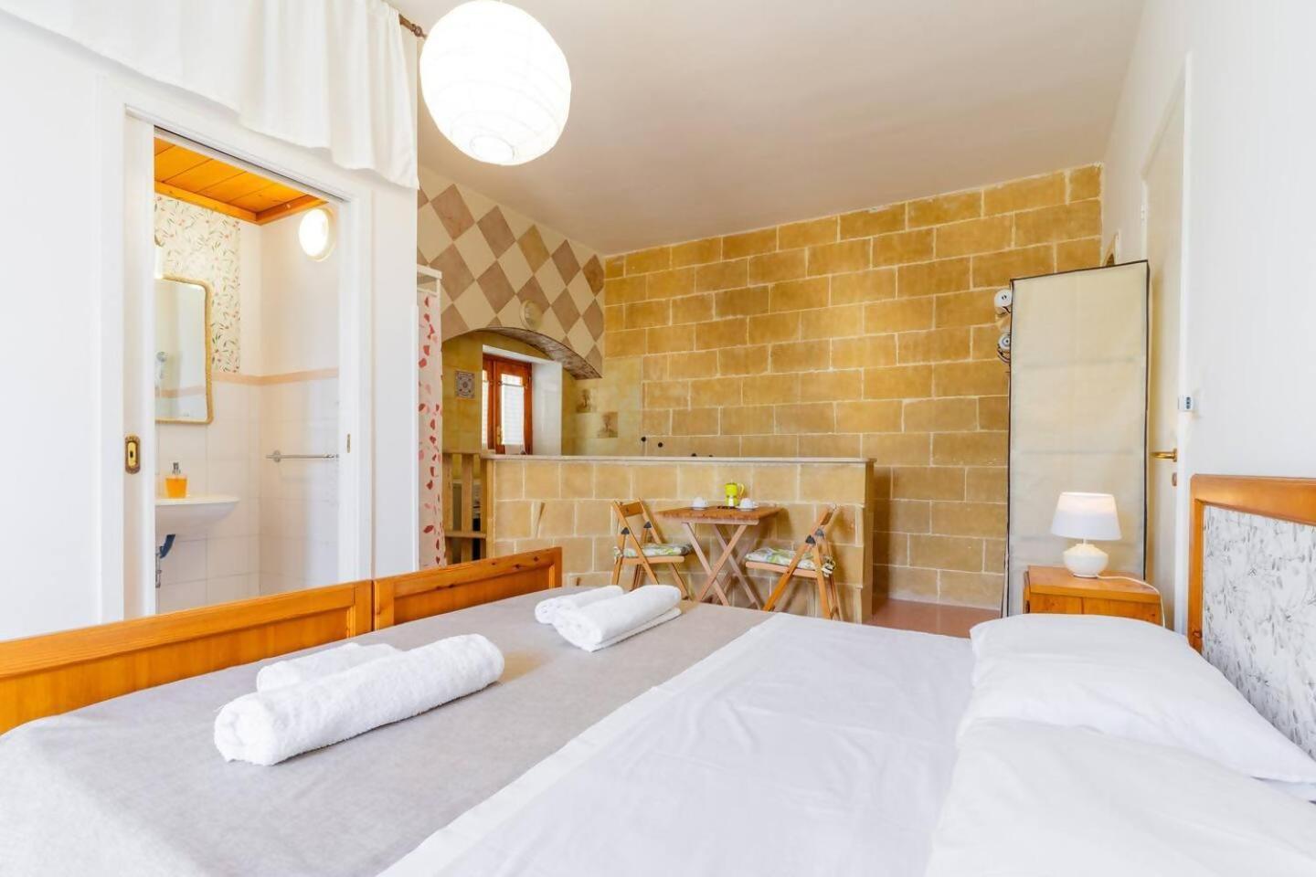 B&B Marchese By Vivimy Marina di Mancaversa Quarto foto