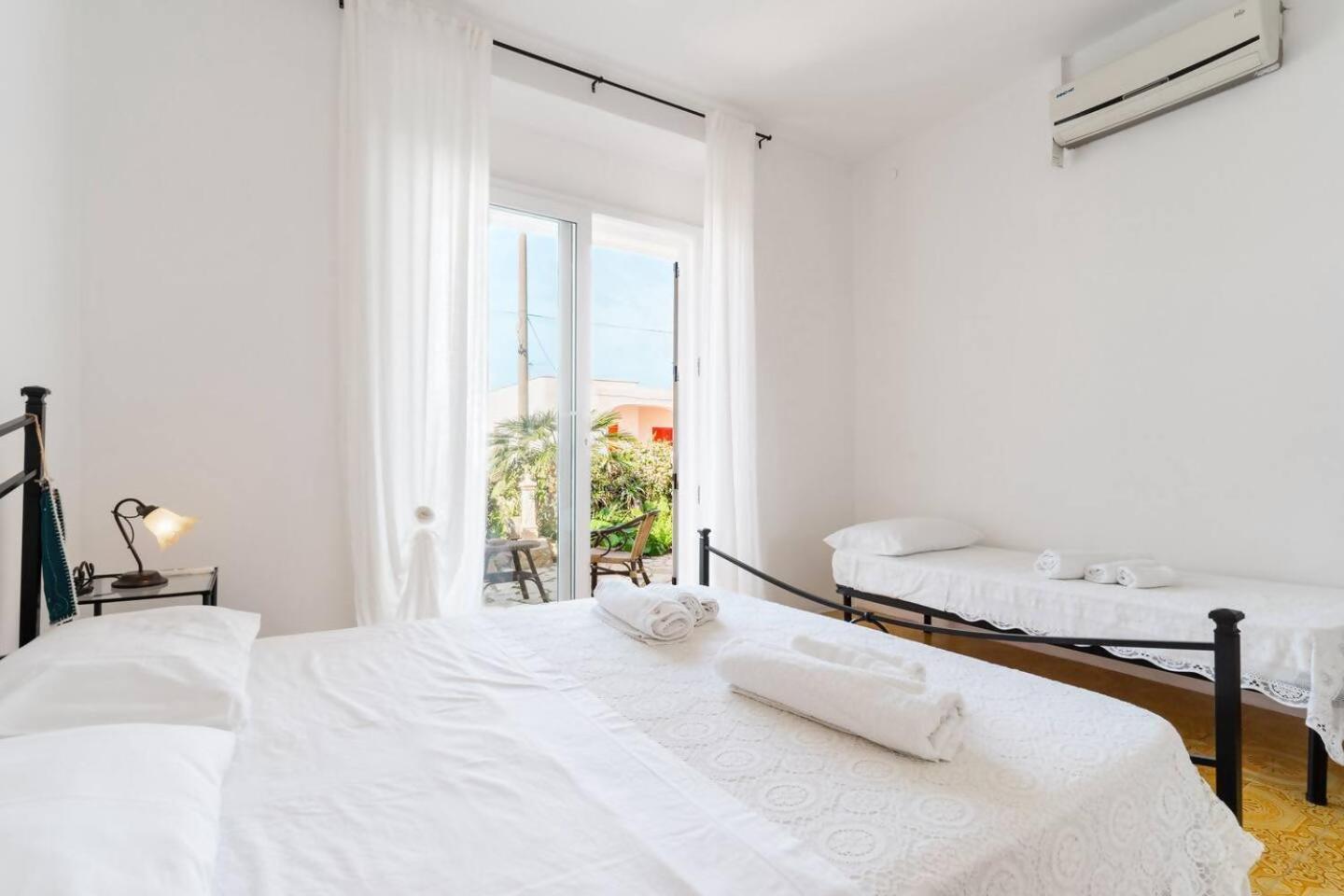 B&B Marchese By Vivimy Marina di Mancaversa Quarto foto